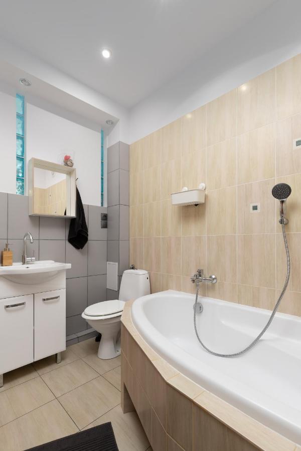 Nowolipki Cozy Studio Варшава Екстериор снимка